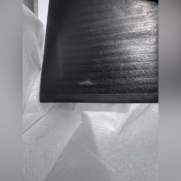 BLONDO Twila Waterproof Knee High Suede Boot
Size 8 - Picture 9 of 9